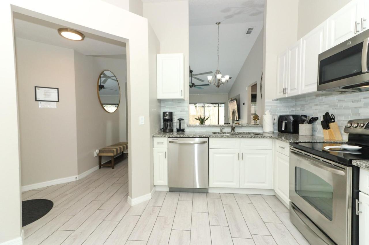 Lilys Stylish Villa Close To Disney Ideal For Long Stays Orlando Exteriér fotografie